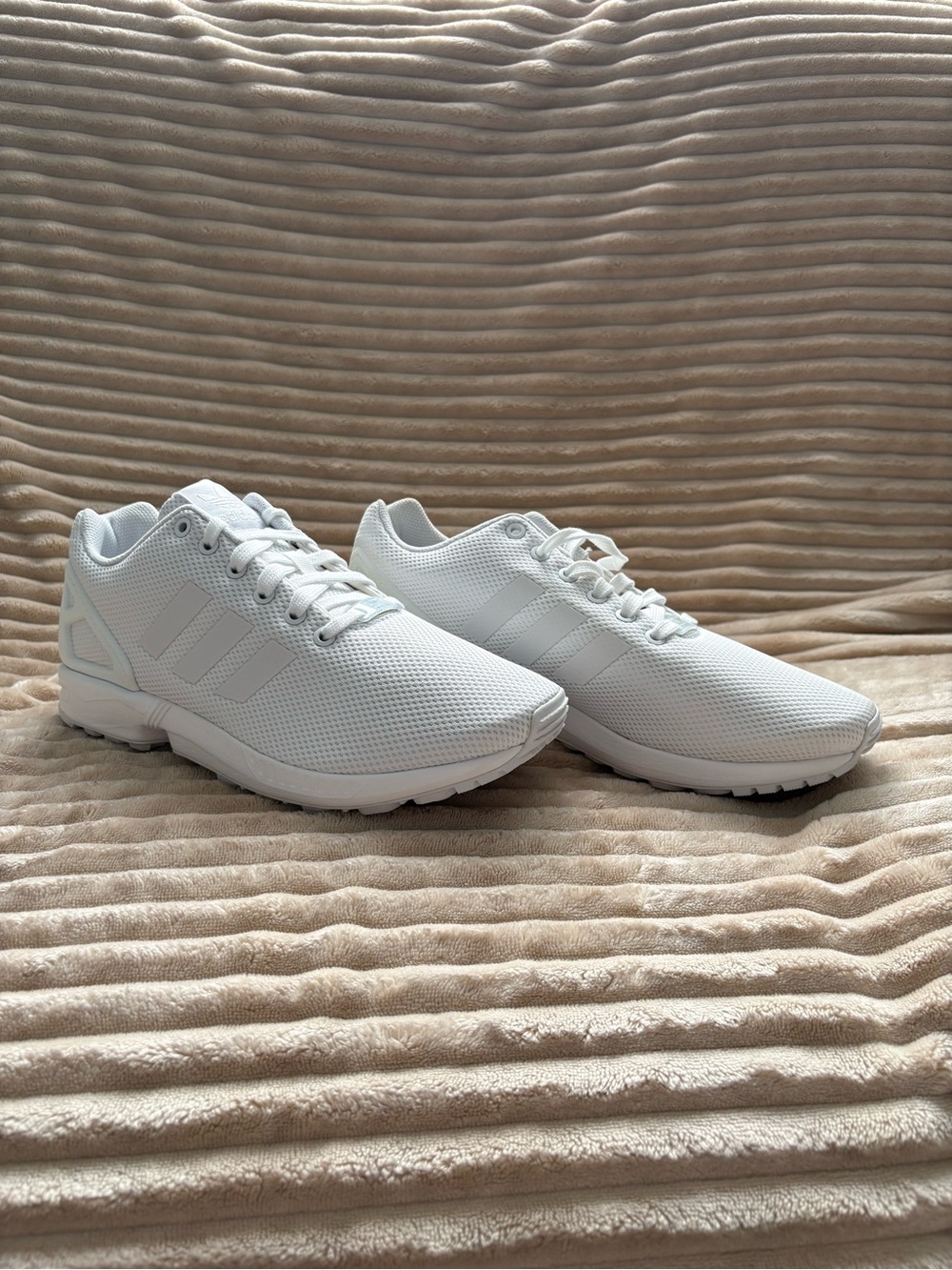 adidas Men's All-White Lightweight Sneakers